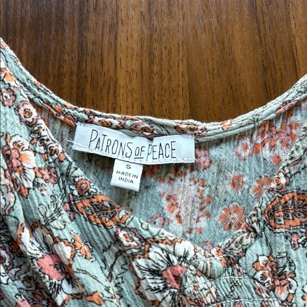 Floral Ruffle Top - Picture 2 of 3